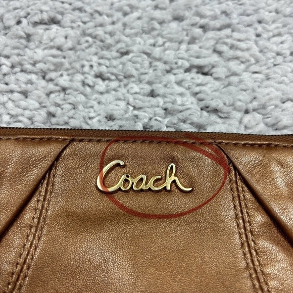 Coach Wristlet Leather Zip Up Brown Change Purse Coin Storage Beach Travel Trip - Picture 4 of 7
